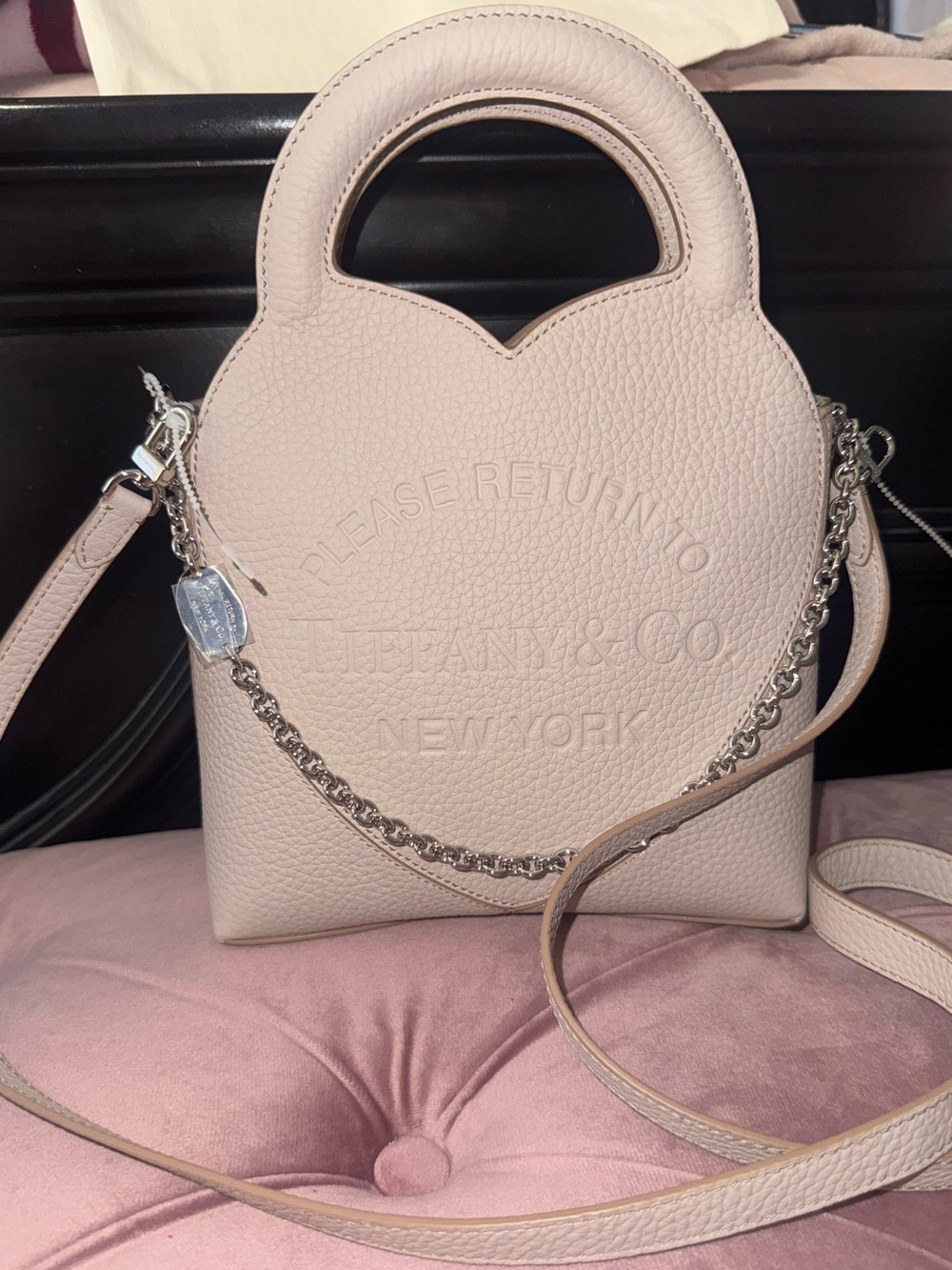 Tiffany & Co. Leather Beige Cream Heart-Handle Bag with crossbody & Silver Chain
